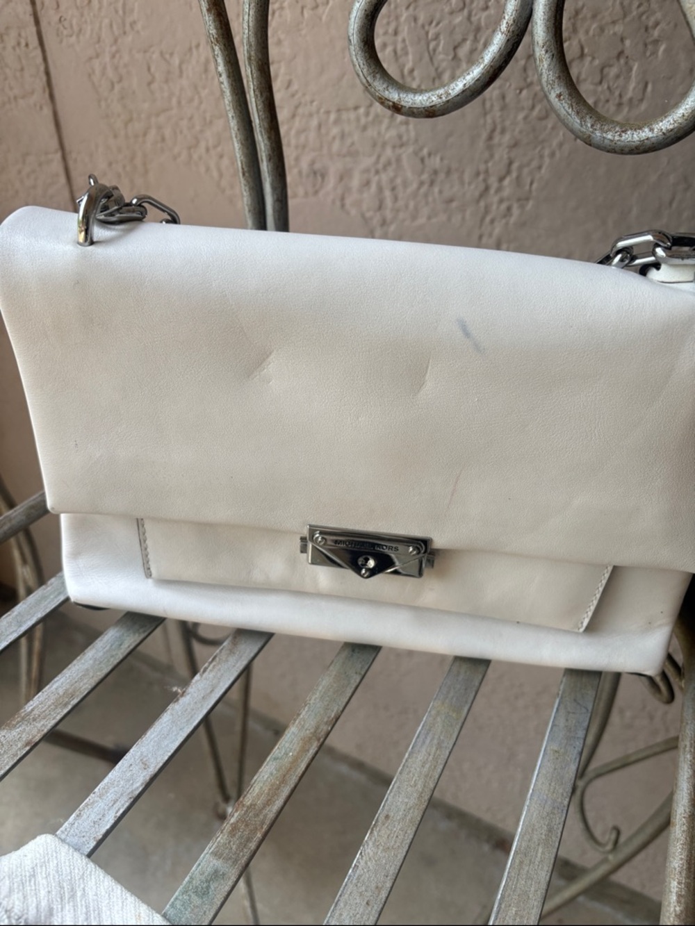 Michael Kors White Leather Shoulder Bag with Silver Chain